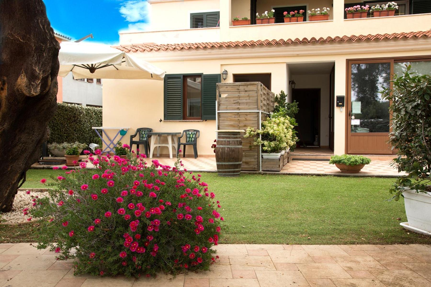 Hotel Gallo Spot San Teodoro  Exterior foto